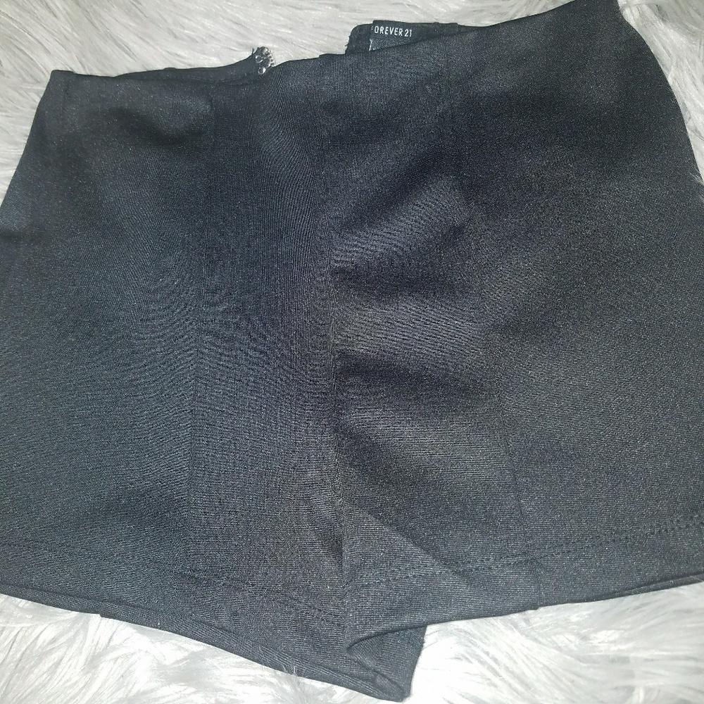 Black Forever 21 Club Shorts